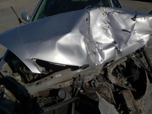 Photo 11 from auction – 2004 TOYOTA CAMRY LE with VIN 4T1BE32K84U825451