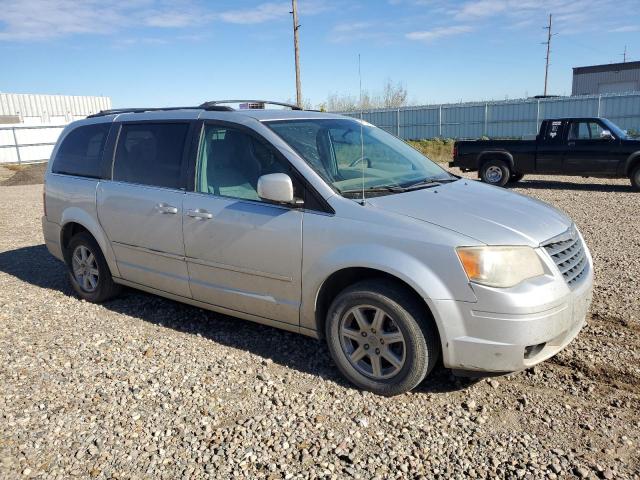 Photo 4 from auction – 2010 CHRYSLER TOWN & COU with VIN 2A4RR5D18AR440952