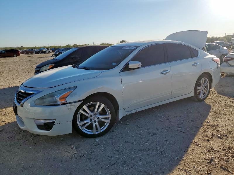 NISSAN ALTIMA 3.5 2015 with VIN 1N4BL3AP0FC579761 - Photo from auction