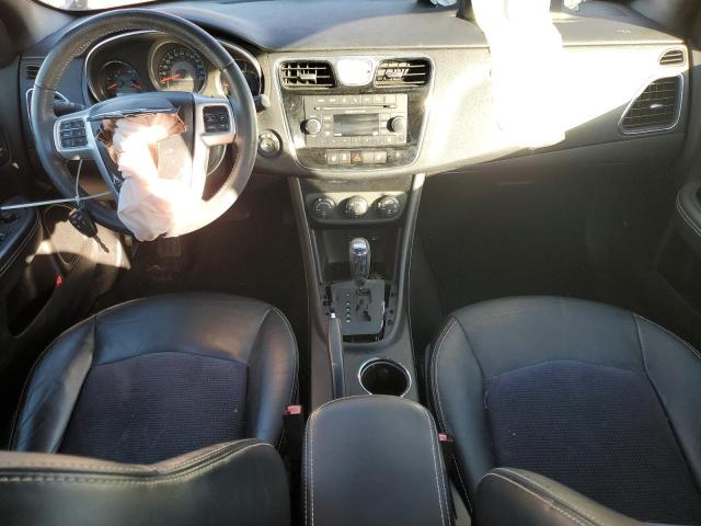 Photo 8 from auction – 2013 CHRYSLER 200 with VIN 1C3CCBCG4DN692558