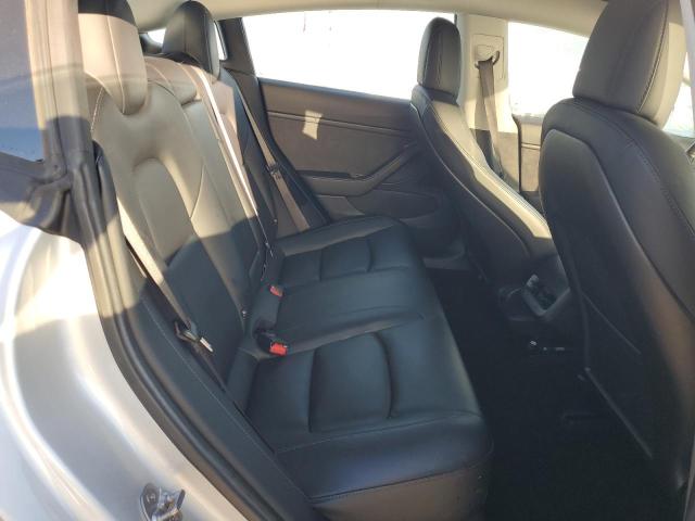 Photo 10 from auction – 2018 TESLA MODEL 3 with VIN 5YJ3E1EA5JF044021