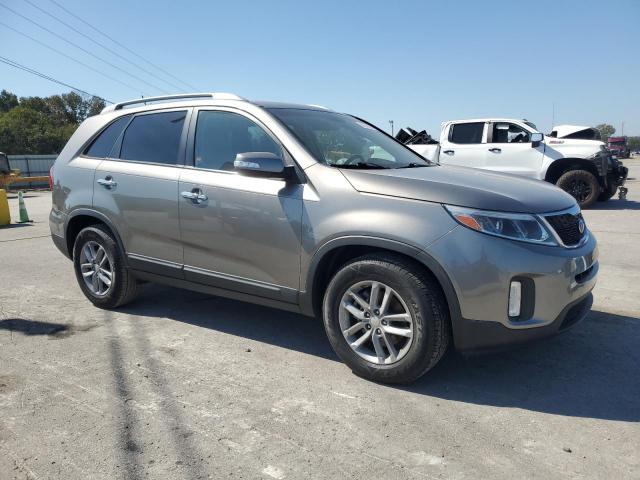 Photo 4 from auction – 2014 KIA SORENTO LX with VIN 5XYKT3A64EG521387