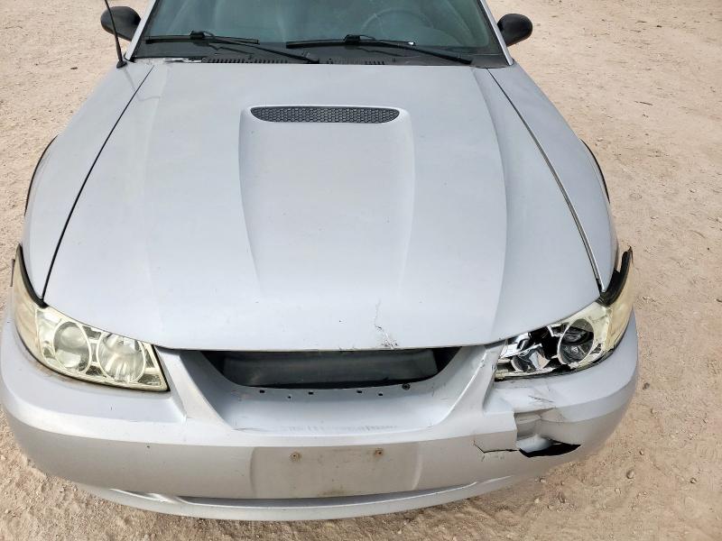 Photo 11 from auction – 2002 FORD MUSTANG with VIN 1FAFP44462F201577