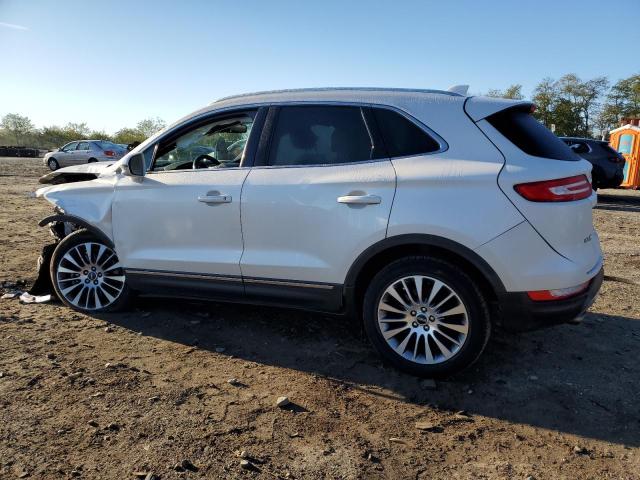 Photo 2 from auction – 2017 LINCOLN MKC RESERV with VIN 5LMCJ3D95HUL57756