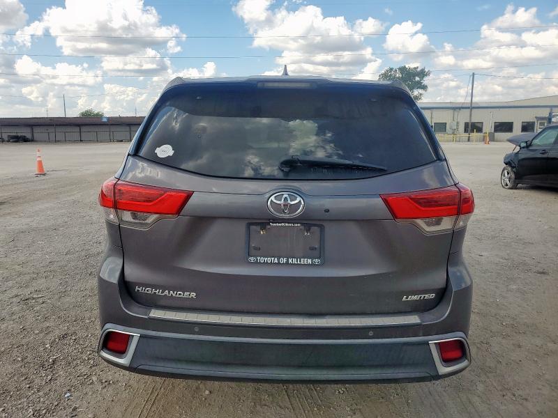 Photo 6 from auction – 2017 TOYOTA HIGHLANDER with VIN 5TDYZRFH6HS197467