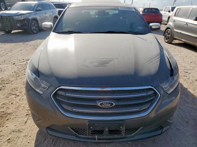 Photo 5 from auction – 2016 FORD TAURUS LIM with VIN 1FAHP2J81GG118015