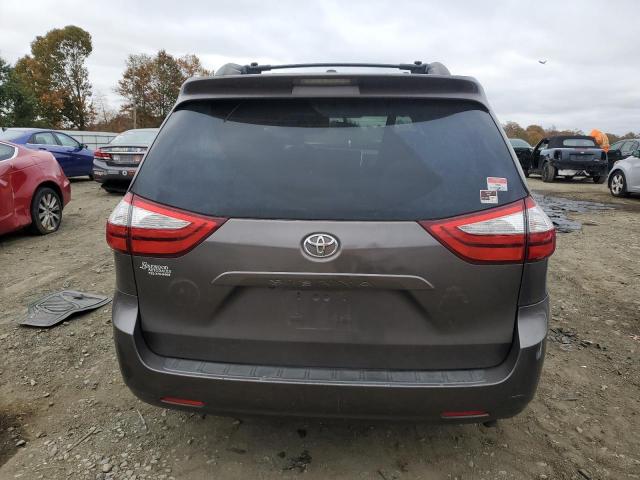 Photo 6 from auction – 2015 TOYOTA SIENNA LE with VIN 5TDKK3DC1FS531447