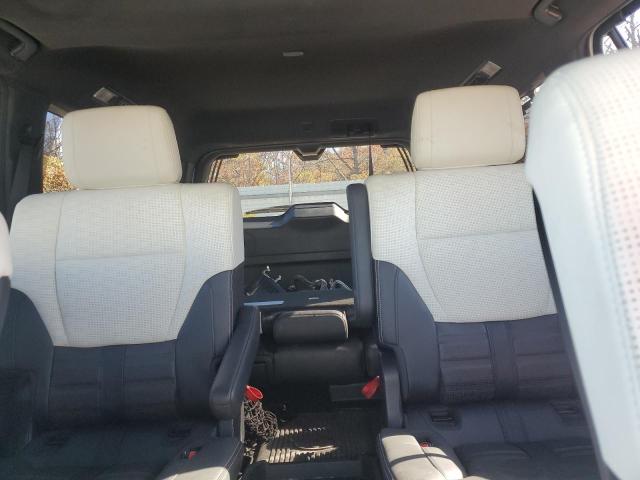 Photo 10 from auction – 2023 TOYOTA SEQUOIA with VIN 7SVAAABA0PX014842
