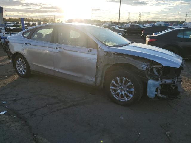 Photo 4 from auction – 2016 FORD FUSION S with VIN 3FA6P0G71GR273067