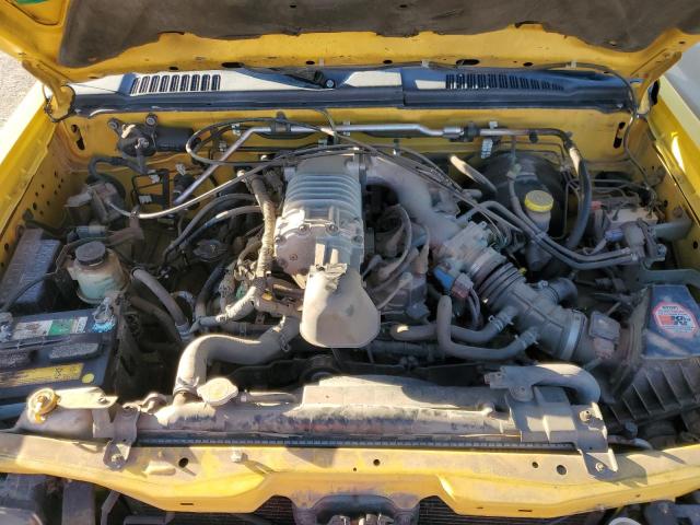 Photo 11 from auction – 2002 NISSAN FRONTIER K with VIN 1N6MD26Y22C361663