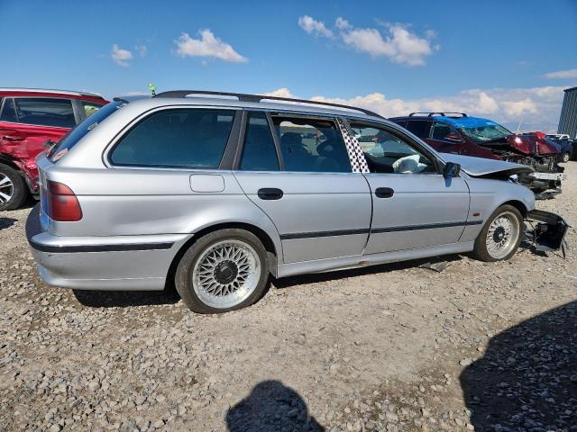 Photo 3 from auction – 1999 BMW 528 IT with VIN WBADP5331XBR95061