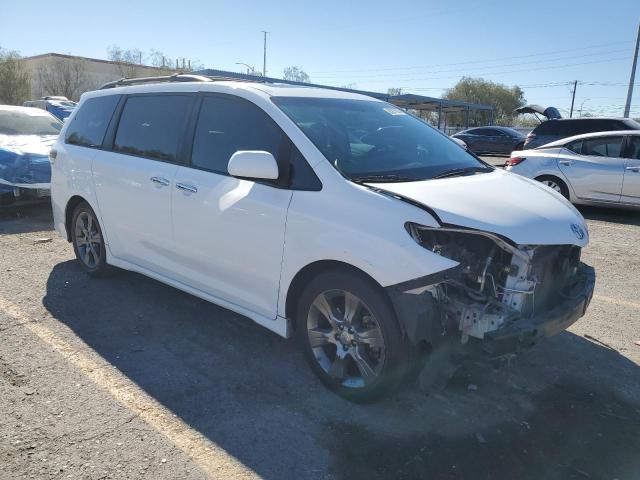 Photo 4 from auction – 2016 TOYOTA SIENNA SE with VIN 5TDXK3DC9GS722573