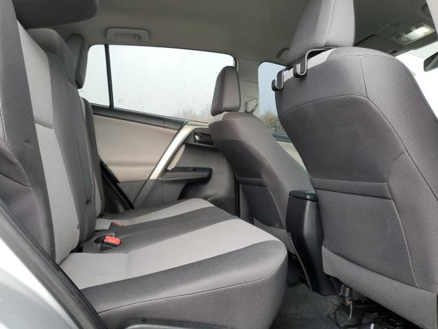 Photo 10 from auction – 2015 TOYOTA RAV4 LE with VIN 2T3BFREV8FW272865