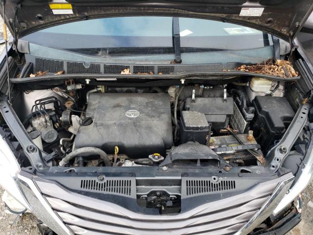 Photo 12 from auction – 2015 TOYOTA SIENNA LE with VIN 5TDJK3DC9FS095944