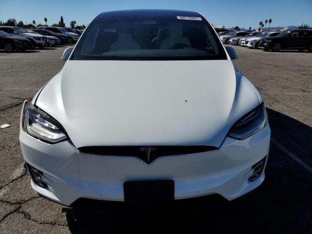 Photo 5 from auction – 2017 TESLA MODEL X with VIN 5YJXCBE28HF049973