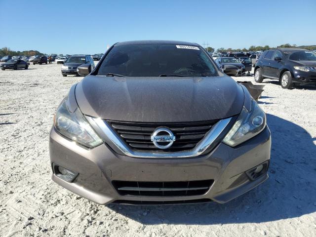Photo 5 from auction – 2017 NISSAN ALTIMA 3.5 with VIN 1N4BL3APXHC111149