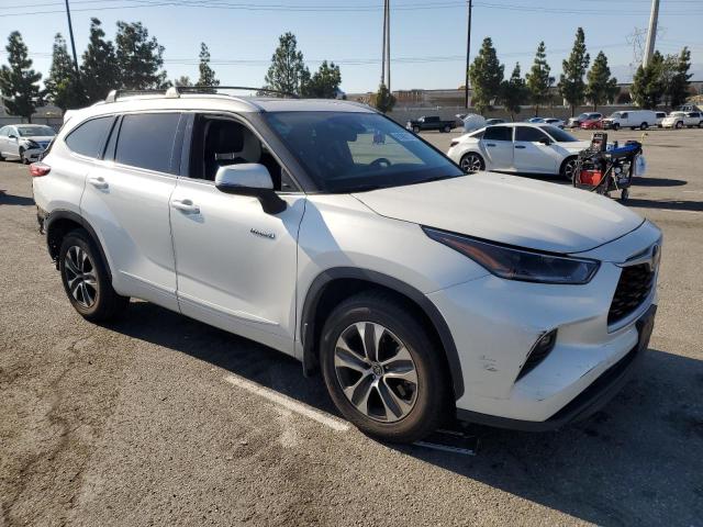 Photo 4 from auction – 2021 TOYOTA HIGHLANDER with VIN 5TDHARAH2MS508238