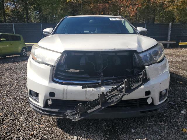 Photo 5 from auction – 2015 TOYOTA HIGHLANDER with VIN 5TDJKRFH9FS122006