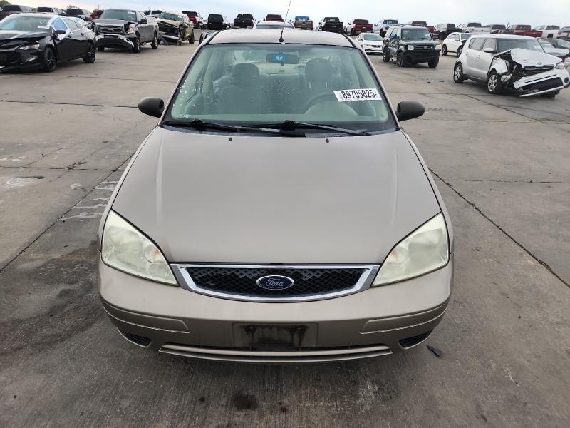 Photo 5 from auction – 2005 FORD FOCUS ZX4 with VIN 1FAFP34N25W231733