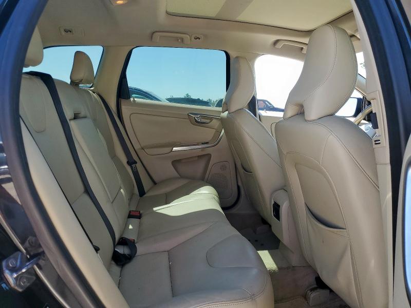 Photo 11 from auction – 2015 VOLVO XC60 T5 PR with VIN YV440MDK4F2721713