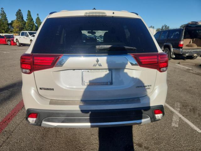 Photo 6 from auction – 2016 MITSUBISHI OUTLANDER with VIN JA4AD3A30GZ022079