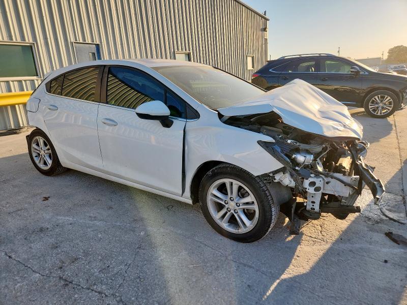 Photo 4 from auction – 2017 CHEVROLET CRUZE LT with VIN 3G1BE6SM2HS558233
