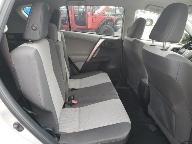 Photo 10 from auction – 2013 TOYOTA RAV4 LE with VIN JTMBFREV0DD002443