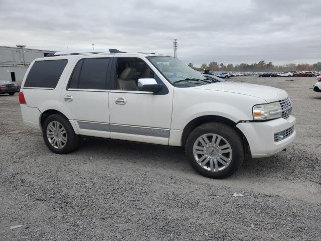 Photo 4 from auction – 2011 LINCOLN NAVIGATOR with VIN 5LMJJ2J51BEJ07001