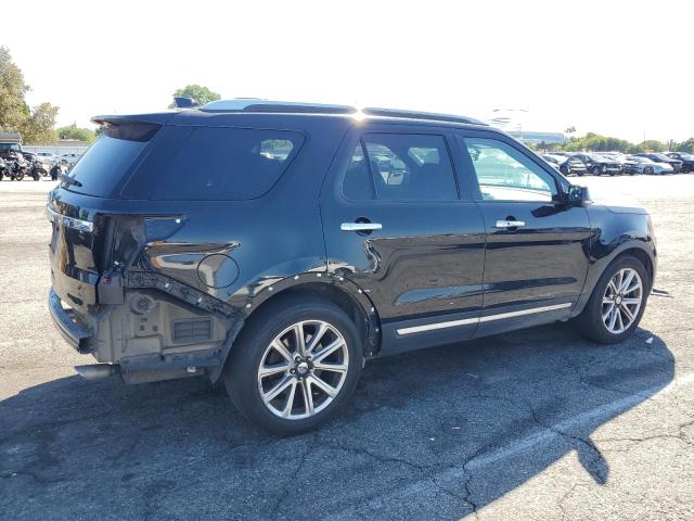 Photo 3 from auction – 2017 FORD EXPLORER L with VIN 1FM5K7F83HGC36954