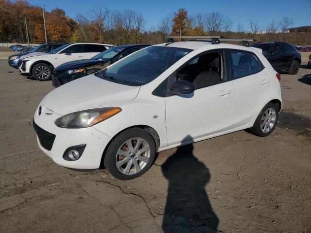 MAZDA MAZDA2 TOU 2014 with VIN JM1DE1LY7E0175895 - Photo from auction