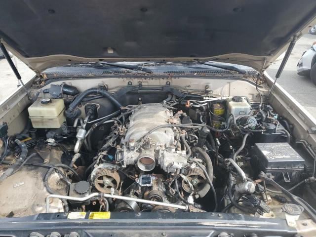 Photo 12 from auction – 2000 LEXUS LX 470 with VIN JT6HT00W6Y0097528