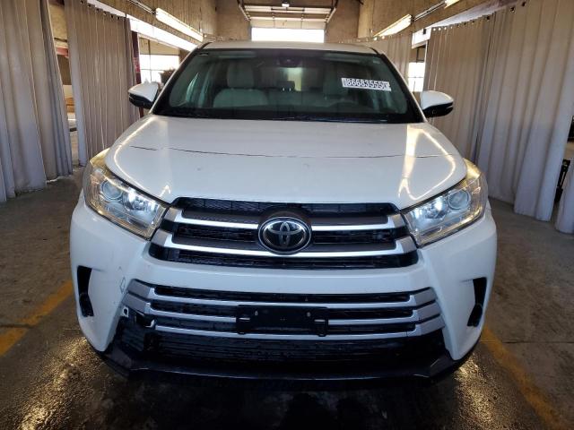 Photo 5 from auction – 2018 TOYOTA HIGHLANDER with VIN 5TDBZRFH3JS832558