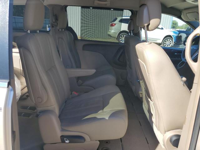 Photo 11 from auction – 2016 CHRYSLER TOWN & COU with VIN 2C4RC1BG5GR191557