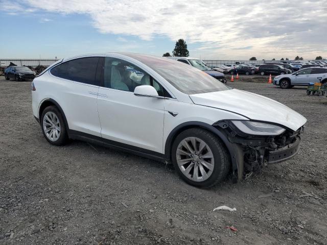 Photo 4 from auction – 2018 TESLA MODEL X with VIN 5YJXCDE25JF103019