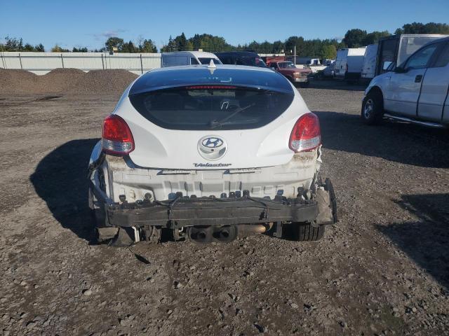 Photo 6 from auction – 2016 HYUNDAI VELOSTER with VIN KMHTC6AD1GU300315