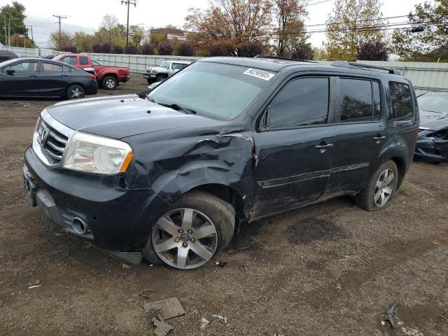 HONDA PILOT TOUR 2013 with VIN 5FNYF4H95DB008727 - Photo from auction