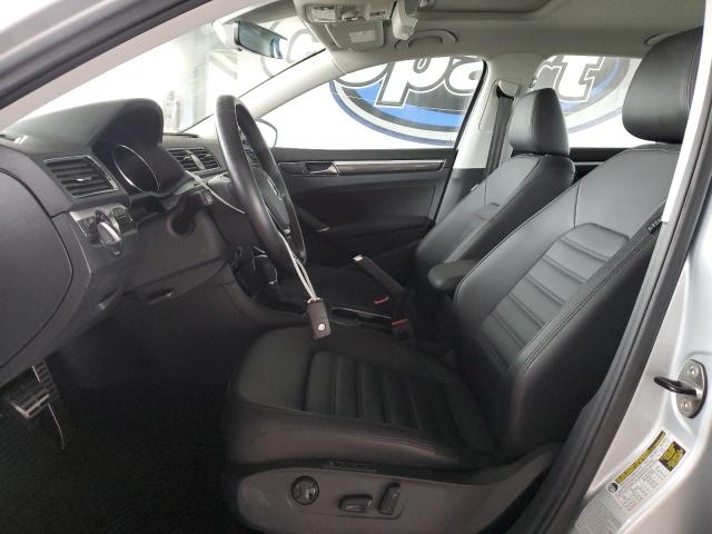 Photo 7 from auction – 2017 VOLKSWAGEN PASSAT SEL with VIN 1VWCT7A34HC039140