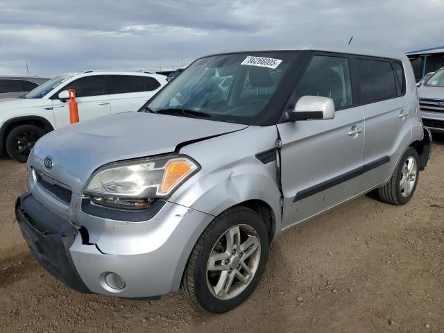 Снимка 1 от търг – 2011 KIA SOUL + с VIN KNDJT2A24B7310413