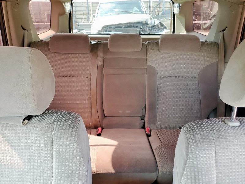Photo 10 from auction – 2005 TOYOTA 4RUNNER SR with VIN JTEZU14R258035668