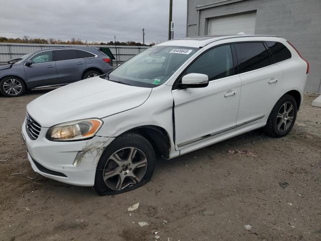 VOLVO XC60 T6 PR 2015 with VIN YV4902RK4F2651360 - Photo from auction