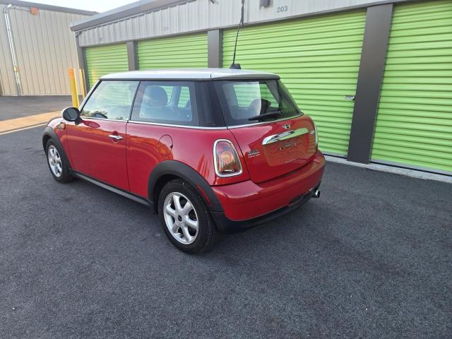 Photo 3 from auction – 2007 MINI COOPER with VIN WMWMF33517TU63263