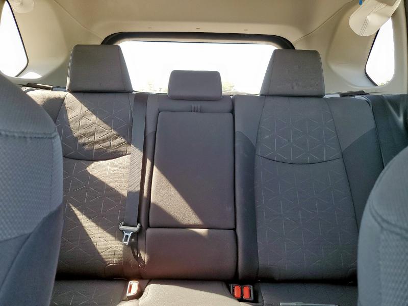 Photo 10 from auction – 2019 TOYOTA RAV4 with VIN 2T3W1RFVXKC024952