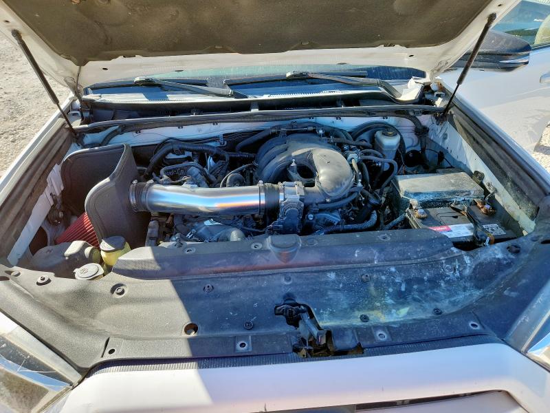 Photo 12 from auction – 2016 TOYOTA 4RUNNER SR with VIN JTEZU5JR8G5110051