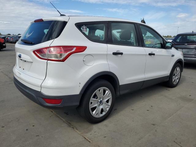Photo 3 from auction – 2016 FORD ESCAPE S with VIN 1FMCU0F72GUA99716