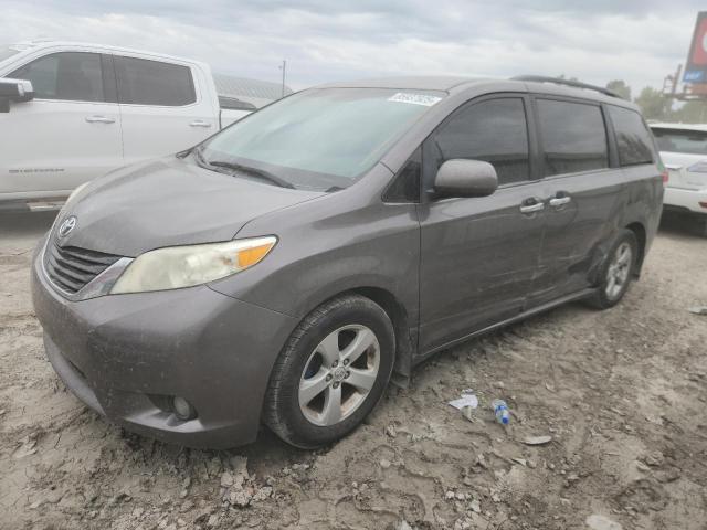 Photo 1 from auction – 2013 TOYOTA SIENNA LE with VIN 5TDKK3DC3DS342148