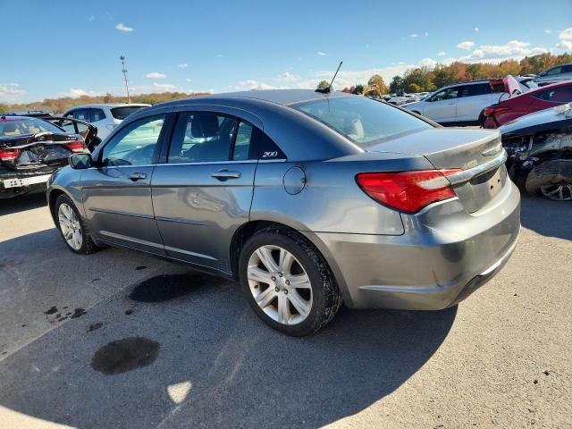 Фото 2 с аукциона – 2013 CHRYSLER 200 TOURIN с VIN 1C3CCBBB1DN714652