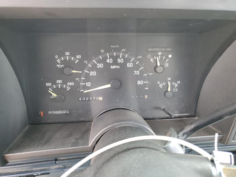 Foto 9 de la subasta – 1992 CHEVROLET GMT-400 C1 con VIN 2GCEC19K3N1130874