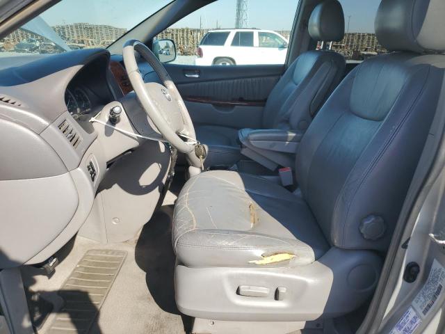 Photo 7 from auction – 2004 TOYOTA SIENNA XLE with VIN 5TDZA22C24S009602