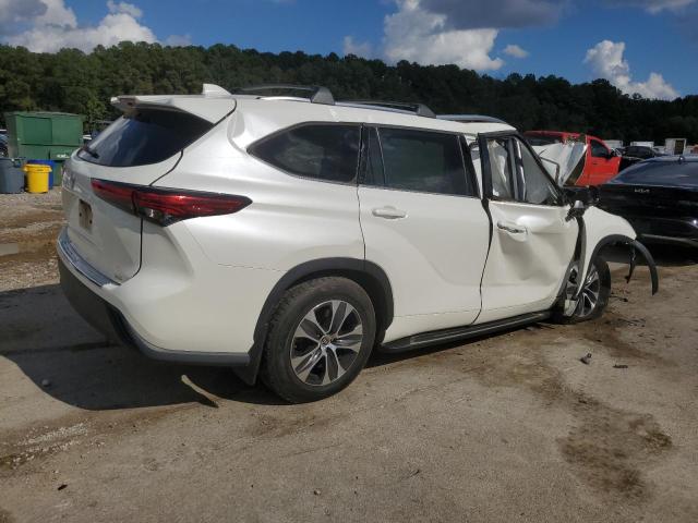 Photo 3 from auction – 2021 TOYOTA HIGHLANDER with VIN 5TDGZRAH9MS526210