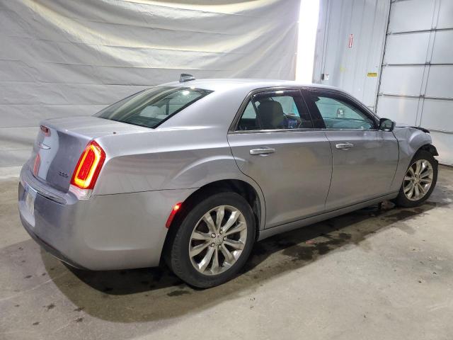 Photo 3 from auction – 2017 CHRYSLER 300 LIMITE with VIN 2C3CCARG1HH571468